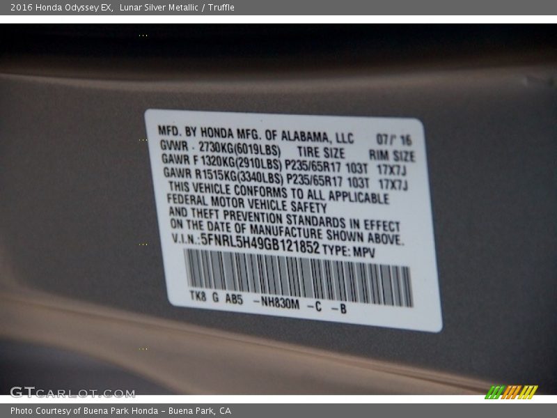 Lunar Silver Metallic / Truffle 2016 Honda Odyssey EX
