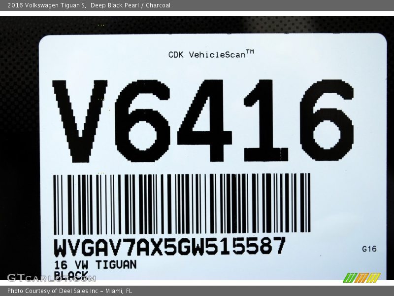 Deep Black Pearl / Charcoal 2016 Volkswagen Tiguan S