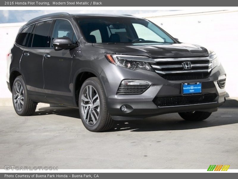 Modern Steel Metallic / Black 2016 Honda Pilot Touring