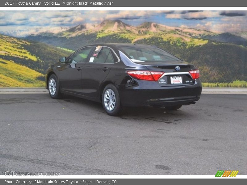 Midnight Black Metallic / Ash 2017 Toyota Camry Hybrid LE