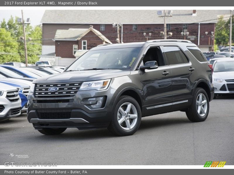 Magnetic / Ebony Black 2017 Ford Explorer XLT 4WD