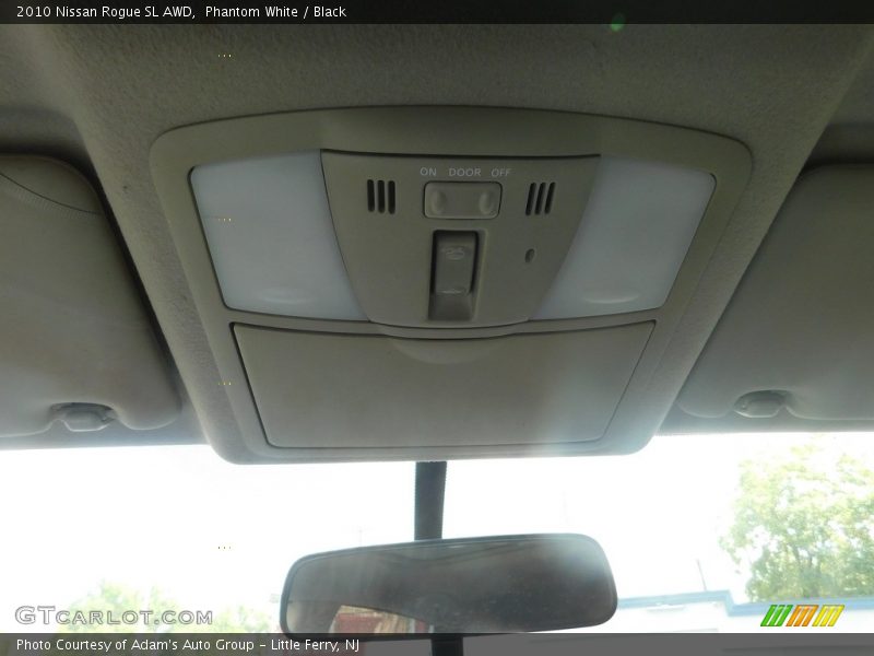 Phantom White / Black 2010 Nissan Rogue SL AWD
