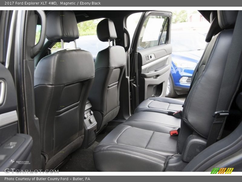 Magnetic / Ebony Black 2017 Ford Explorer XLT 4WD