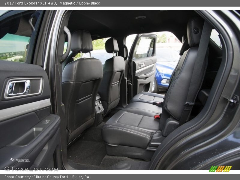 Magnetic / Ebony Black 2017 Ford Explorer XLT 4WD