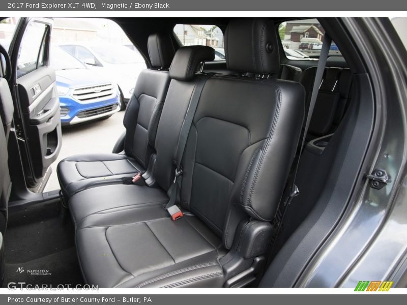 Magnetic / Ebony Black 2017 Ford Explorer XLT 4WD