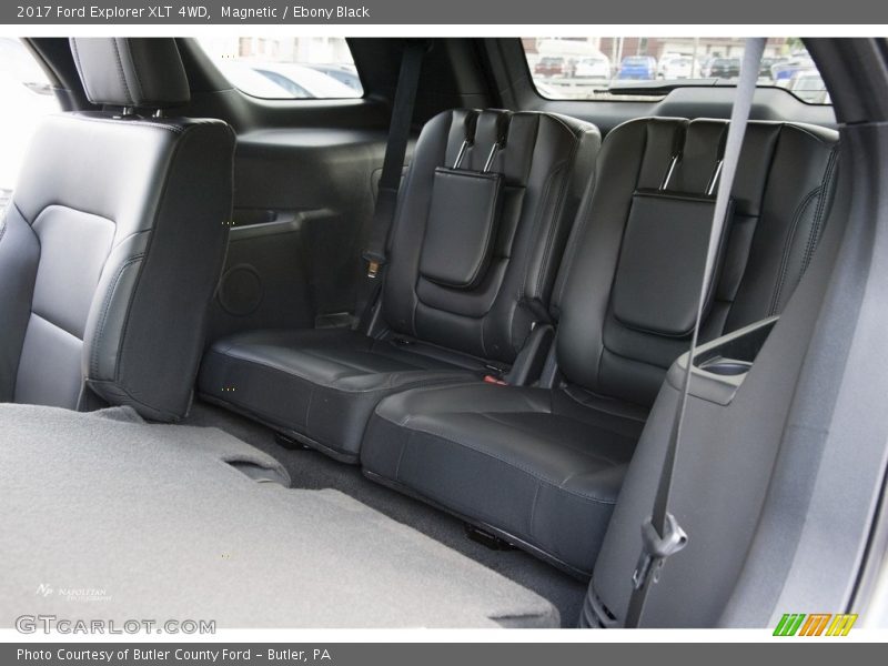 Magnetic / Ebony Black 2017 Ford Explorer XLT 4WD