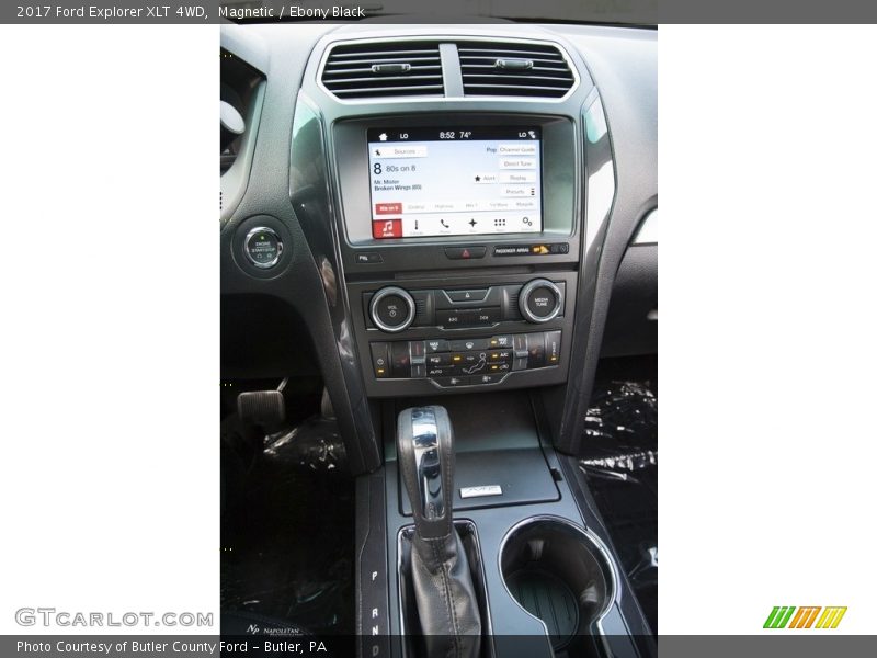 Magnetic / Ebony Black 2017 Ford Explorer XLT 4WD
