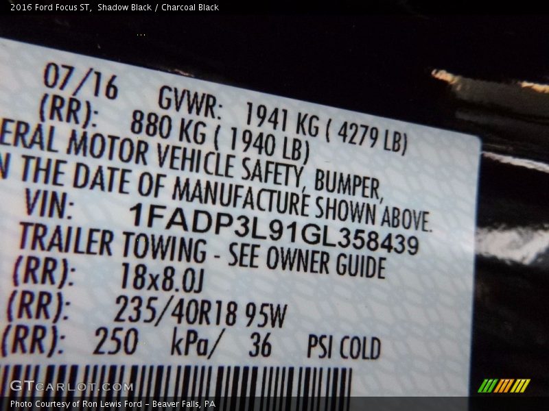 Shadow Black / Charcoal Black 2016 Ford Focus ST