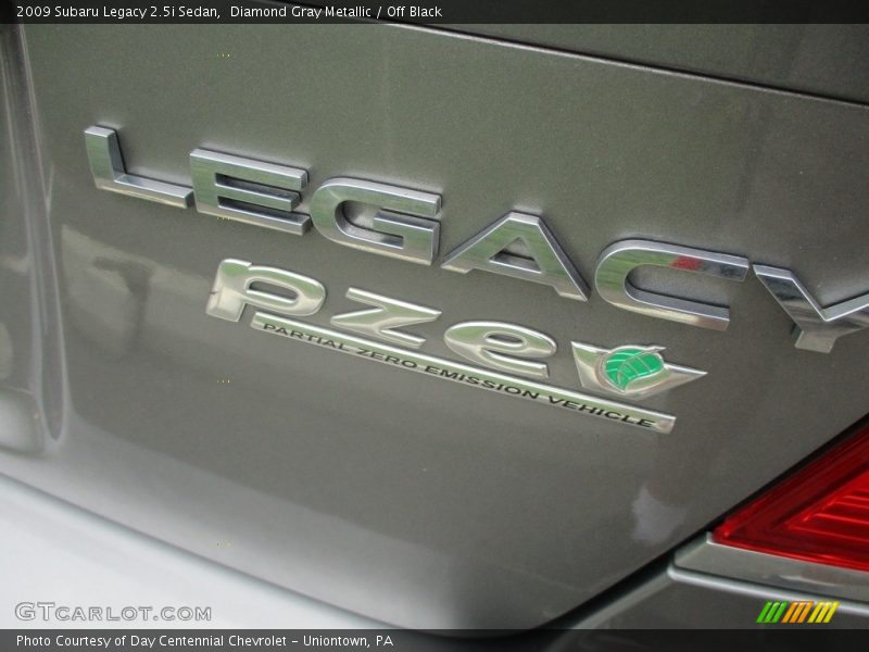 Diamond Gray Metallic / Off Black 2009 Subaru Legacy 2.5i Sedan