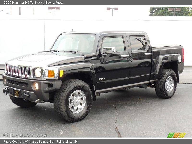 Front 3/4 View of 2009 H3 T