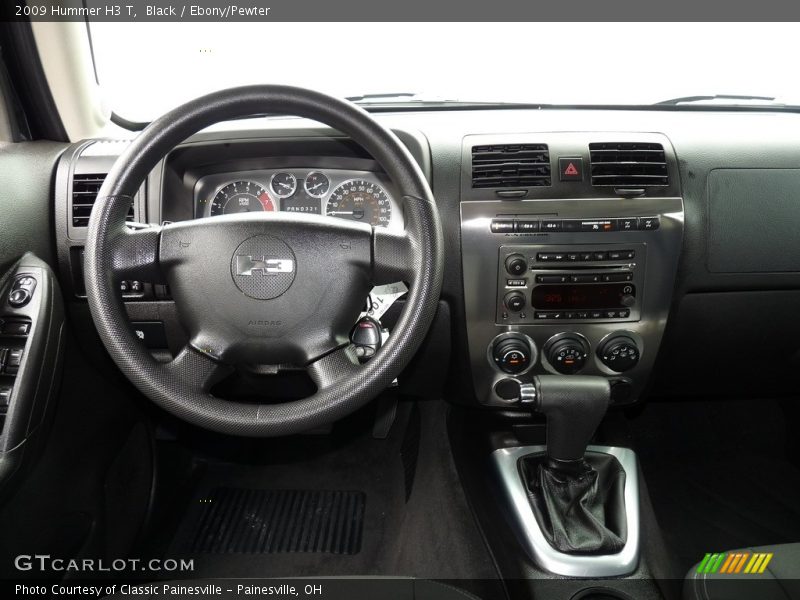 Dashboard of 2009 H3 T