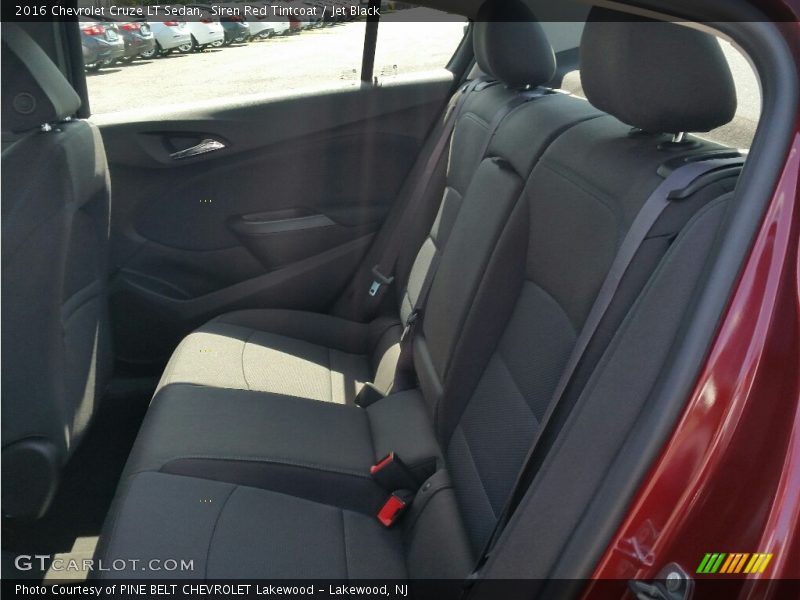 Siren Red Tintcoat / Jet Black 2016 Chevrolet Cruze LT Sedan