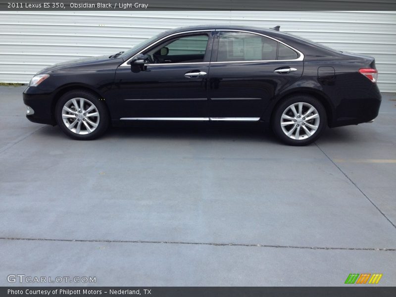 Obsidian Black / Light Gray 2011 Lexus ES 350