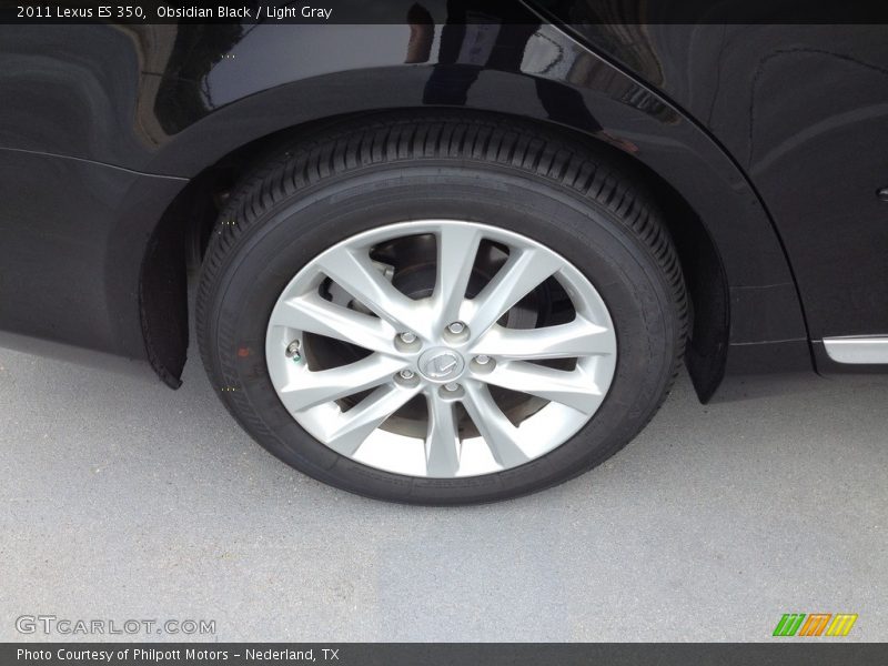 Obsidian Black / Light Gray 2011 Lexus ES 350