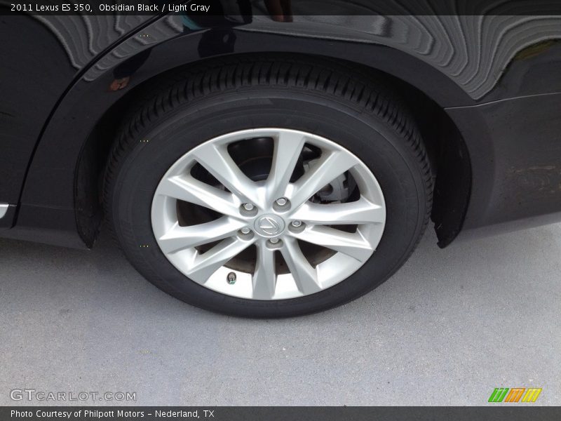 Obsidian Black / Light Gray 2011 Lexus ES 350