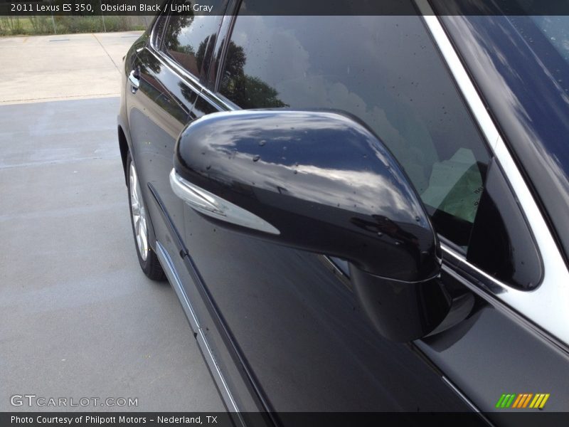 Obsidian Black / Light Gray 2011 Lexus ES 350