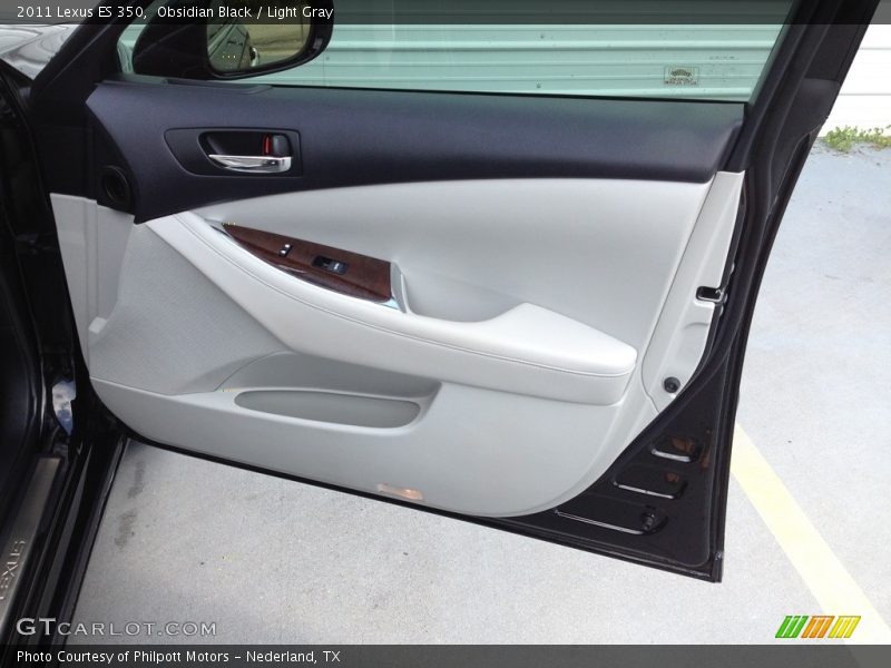 Obsidian Black / Light Gray 2011 Lexus ES 350