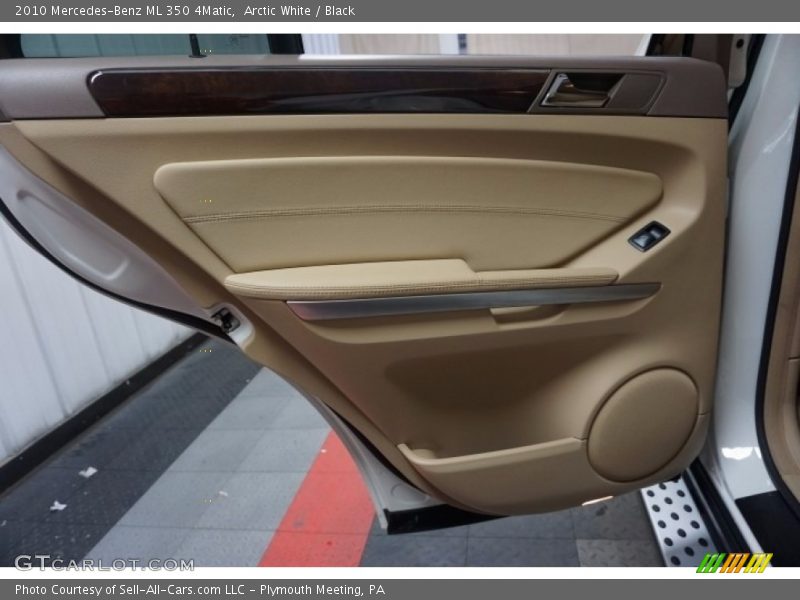 Arctic White / Black 2010 Mercedes-Benz ML 350 4Matic