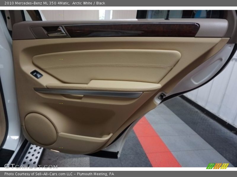 Arctic White / Black 2010 Mercedes-Benz ML 350 4Matic