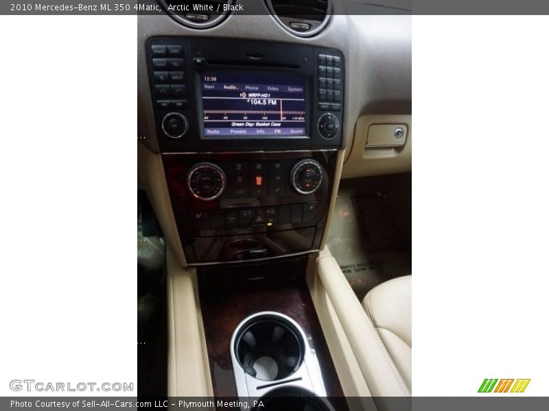 Arctic White / Black 2010 Mercedes-Benz ML 350 4Matic