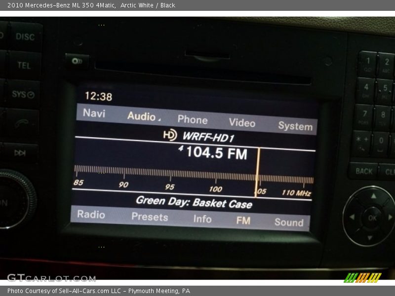 Arctic White / Black 2010 Mercedes-Benz ML 350 4Matic