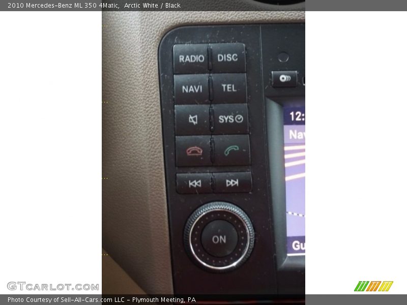 Arctic White / Black 2010 Mercedes-Benz ML 350 4Matic