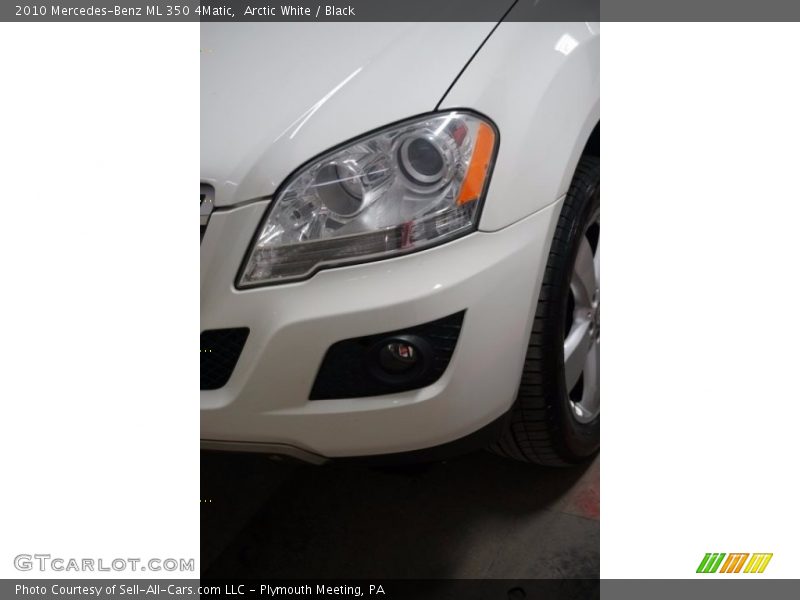 Arctic White / Black 2010 Mercedes-Benz ML 350 4Matic