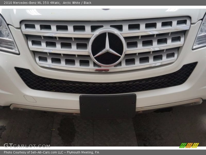 Arctic White / Black 2010 Mercedes-Benz ML 350 4Matic