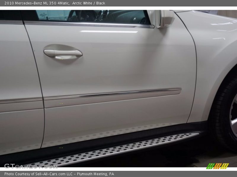 Arctic White / Black 2010 Mercedes-Benz ML 350 4Matic