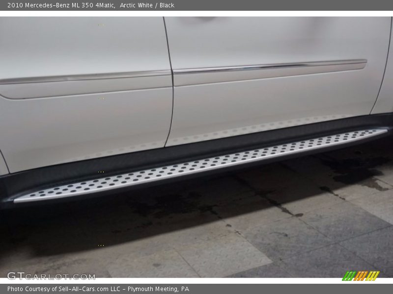Arctic White / Black 2010 Mercedes-Benz ML 350 4Matic