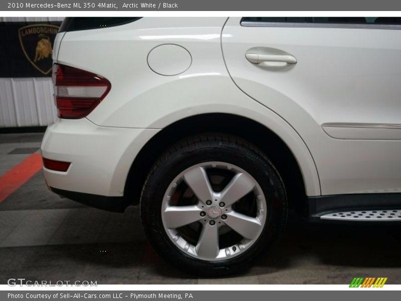 Arctic White / Black 2010 Mercedes-Benz ML 350 4Matic