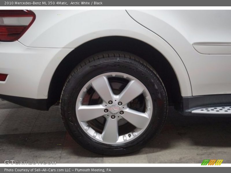 Arctic White / Black 2010 Mercedes-Benz ML 350 4Matic