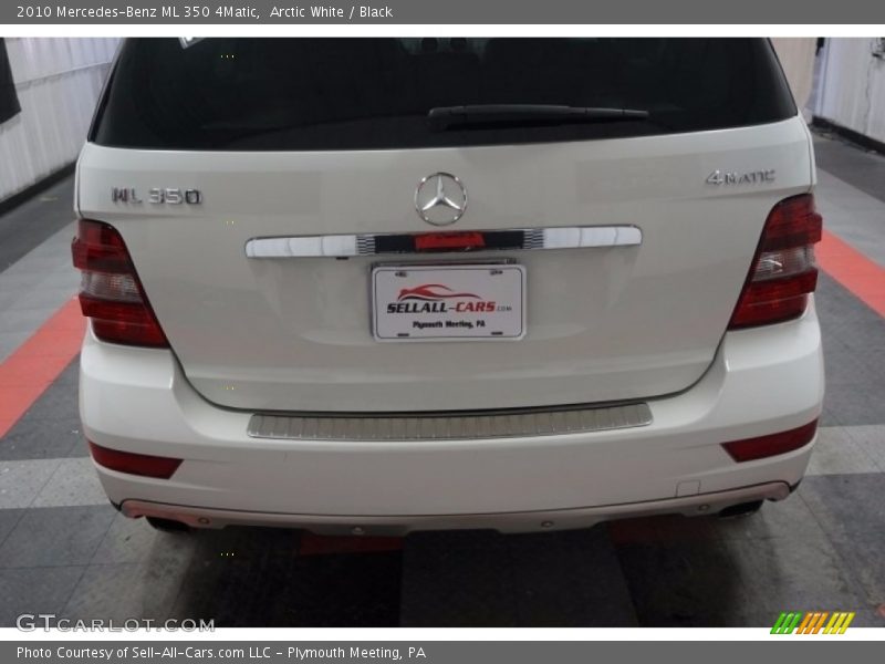 Arctic White / Black 2010 Mercedes-Benz ML 350 4Matic
