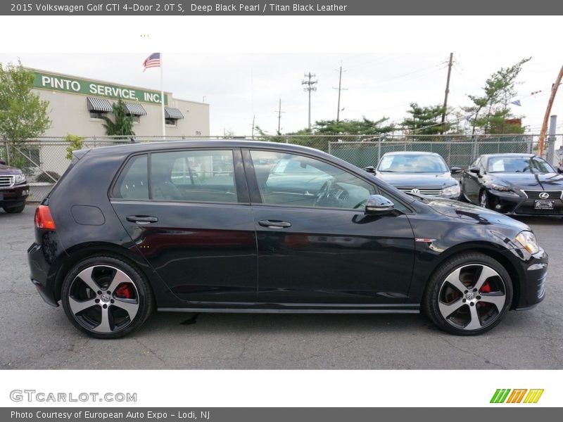 Deep Black Pearl / Titan Black Leather 2015 Volkswagen Golf GTI 4-Door 2.0T S