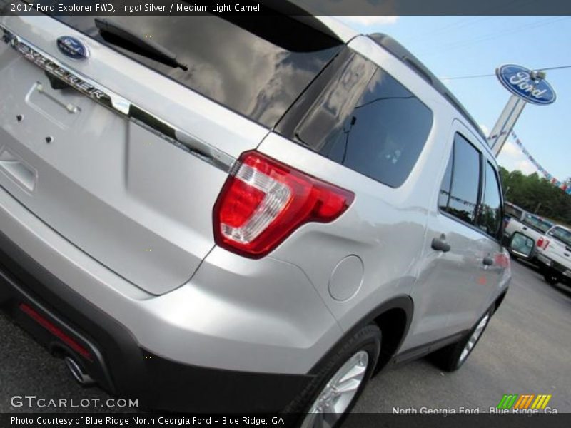 Ingot Silver / Medium Light Camel 2017 Ford Explorer FWD