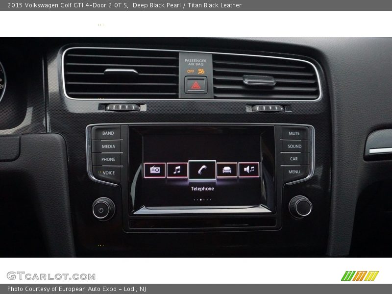 Deep Black Pearl / Titan Black Leather 2015 Volkswagen Golf GTI 4-Door 2.0T S
