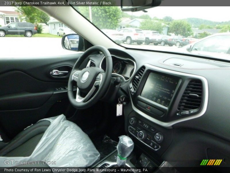 Billet Silver Metallic / Black 2017 Jeep Cherokee Trailhawk 4x4