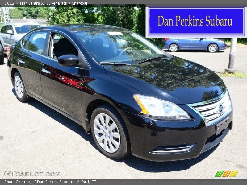 Super Black / Charcoal 2013 Nissan Sentra S