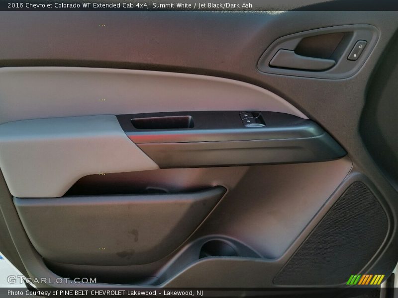 Summit White / Jet Black/Dark Ash 2016 Chevrolet Colorado WT Extended Cab 4x4