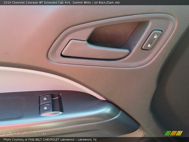 Summit White / Jet Black/Dark Ash 2016 Chevrolet Colorado WT Extended Cab 4x4