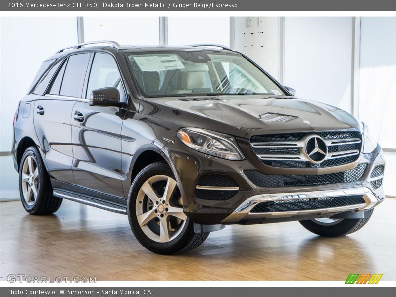 Front 3/4 View of 2016 GLE 350