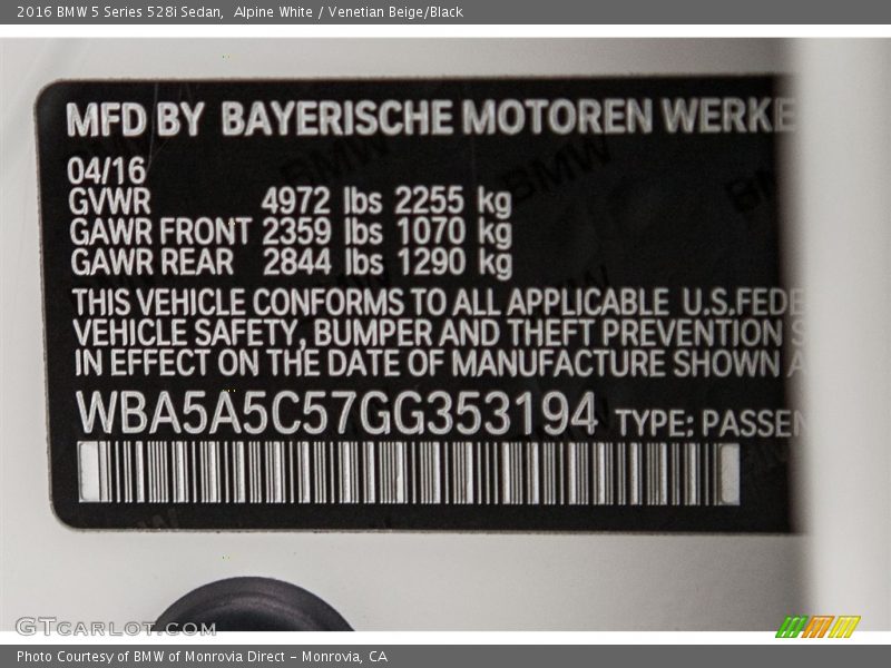 Alpine White / Venetian Beige/Black 2016 BMW 5 Series 528i Sedan