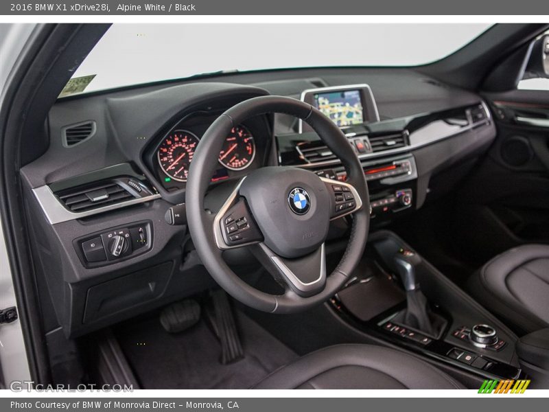 Alpine White / Black 2016 BMW X1 xDrive28i