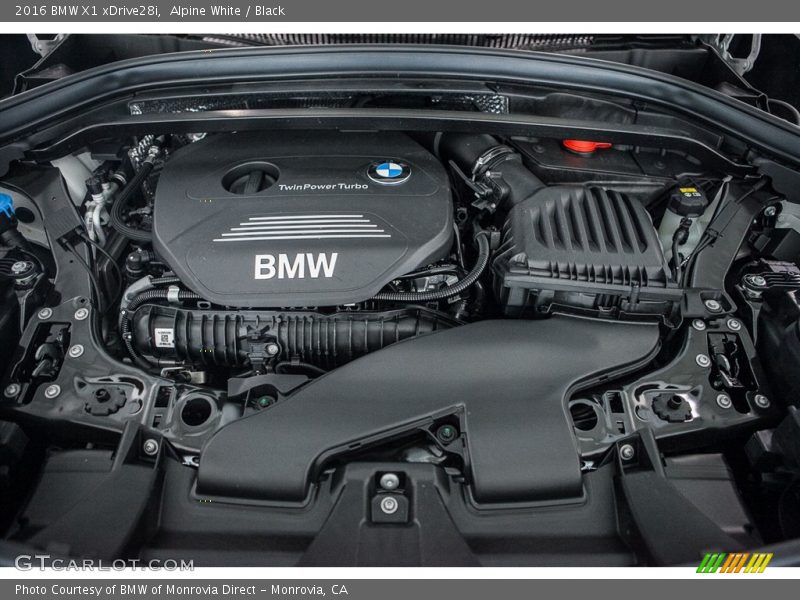 Alpine White / Black 2016 BMW X1 xDrive28i