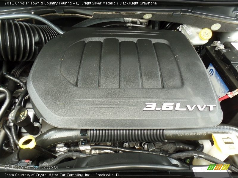 Bright Silver Metallic / Black/Light Graystone 2011 Chrysler Town & Country Touring - L