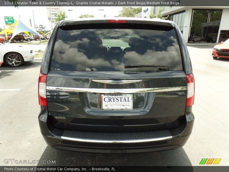 Granite Crystal Metallic / Dark Frost Beige/Medium Frost Beige 2014 Chrysler Town & Country Touring-L