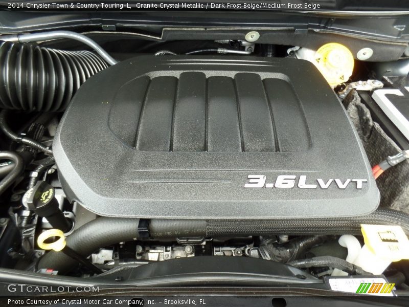 Granite Crystal Metallic / Dark Frost Beige/Medium Frost Beige 2014 Chrysler Town & Country Touring-L