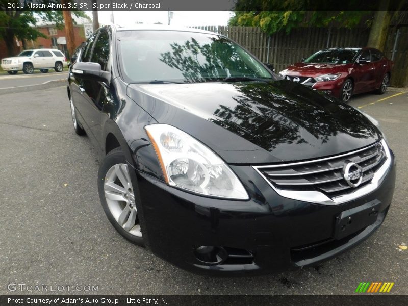 Super Black / Charcoal 2011 Nissan Altima 3.5 SR