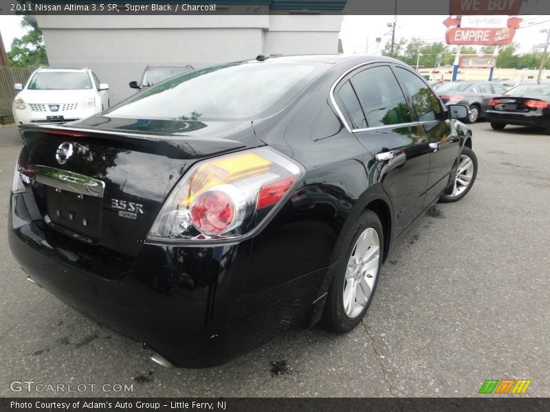 Super Black / Charcoal 2011 Nissan Altima 3.5 SR