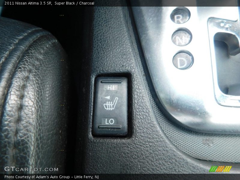 Super Black / Charcoal 2011 Nissan Altima 3.5 SR